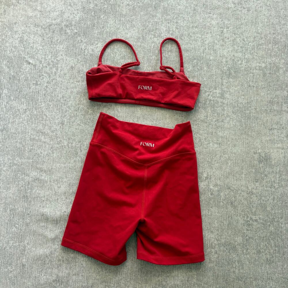 Form Red Workout Set - Picture 2 of 3
